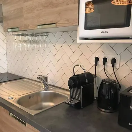 Duplex Refait A Neuf